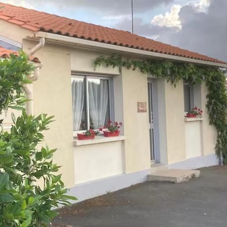 La Maison Madame Villa Chambretaud Bagian luar foto